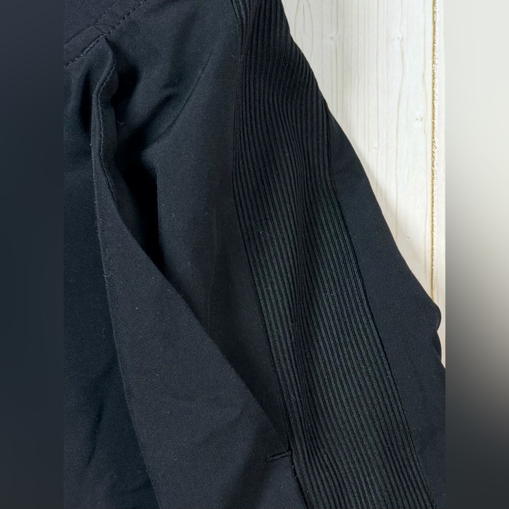 Athleta Brooklyn Mid Rise Ankle Pant in Black Size 2 - Picture 7 of 13